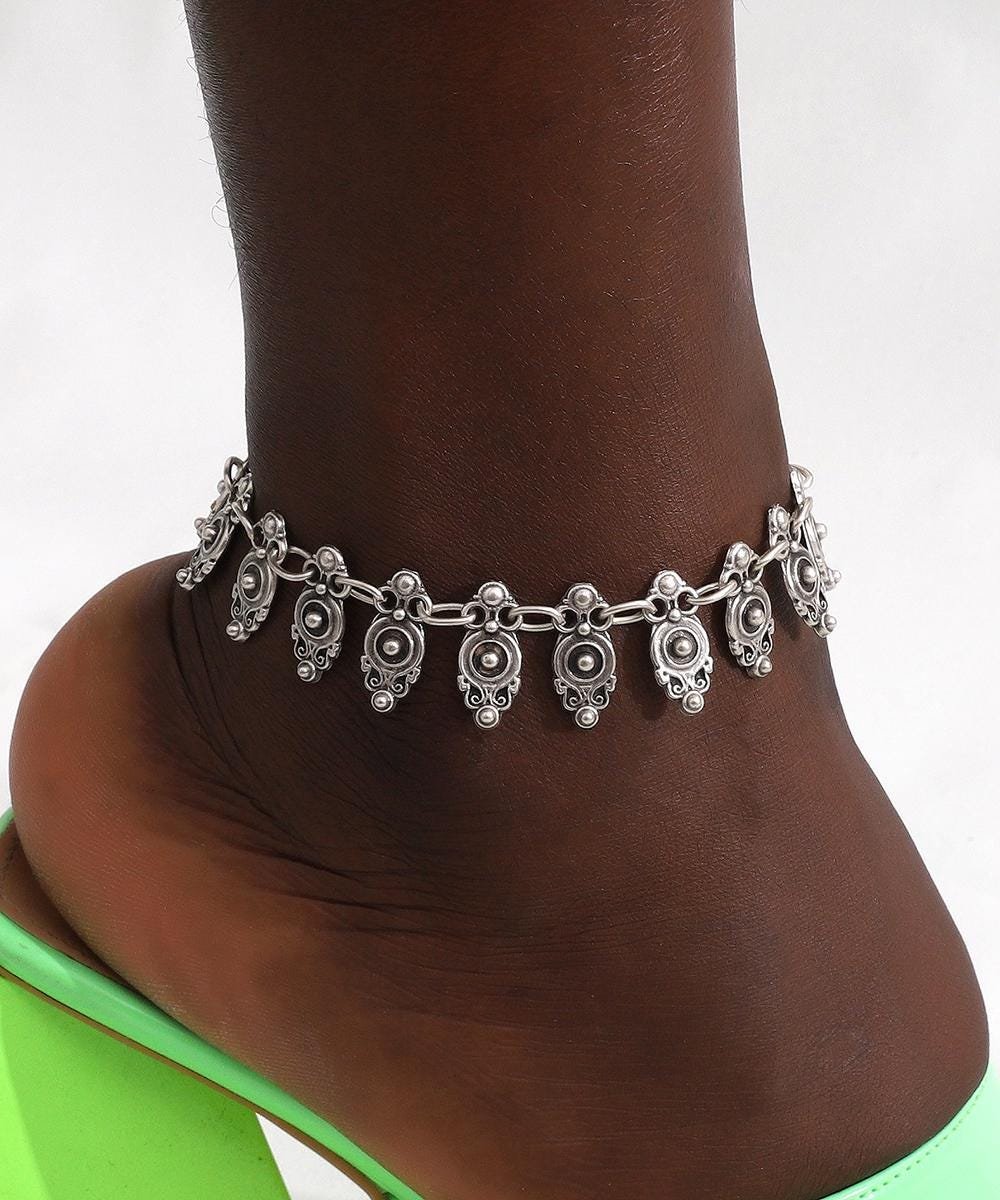 Silver Tassel Anklet: Boho Beach Foot Jewelry