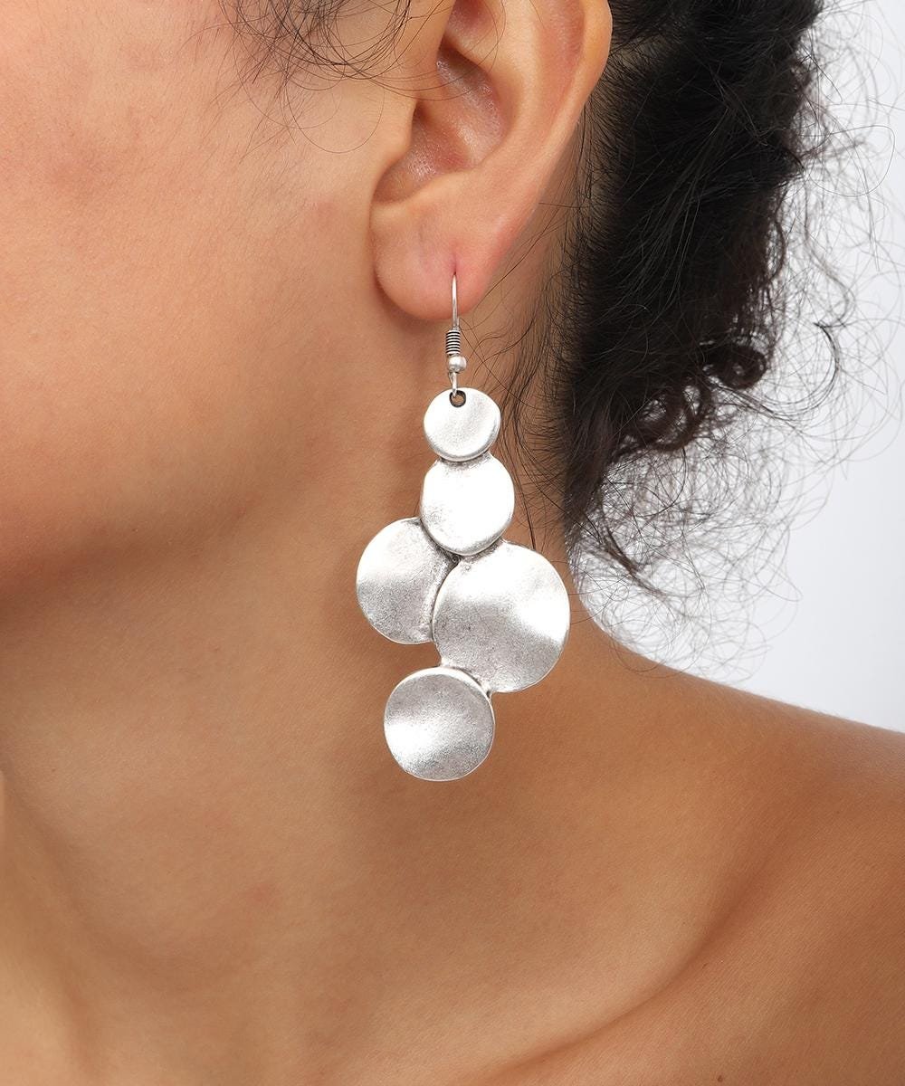 Handcrafted Antique Circles Earrings: Unique Vintage Design