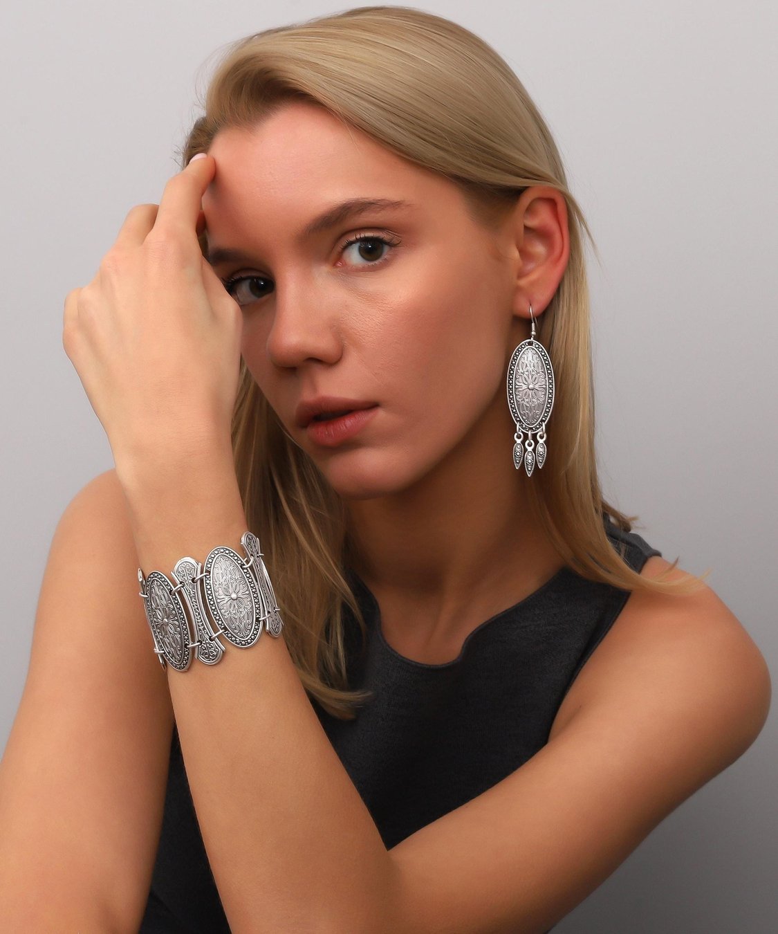 Handcrafted Silver Jewelry Set: Vintage Pattern Bracelet & Earrings