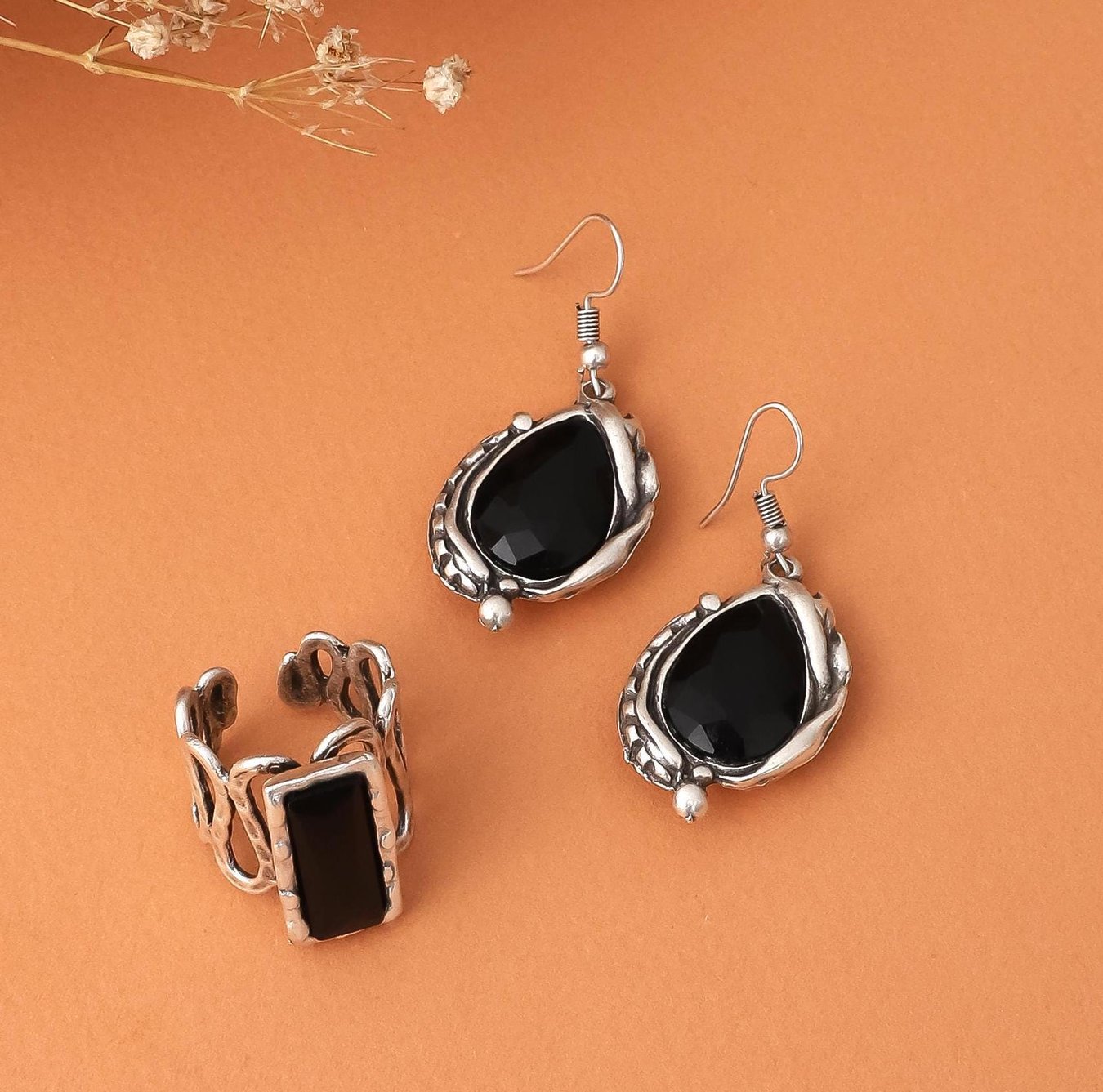 Crystal Stone Jewelry Set: Antique Silver Flower Ring and Earrings